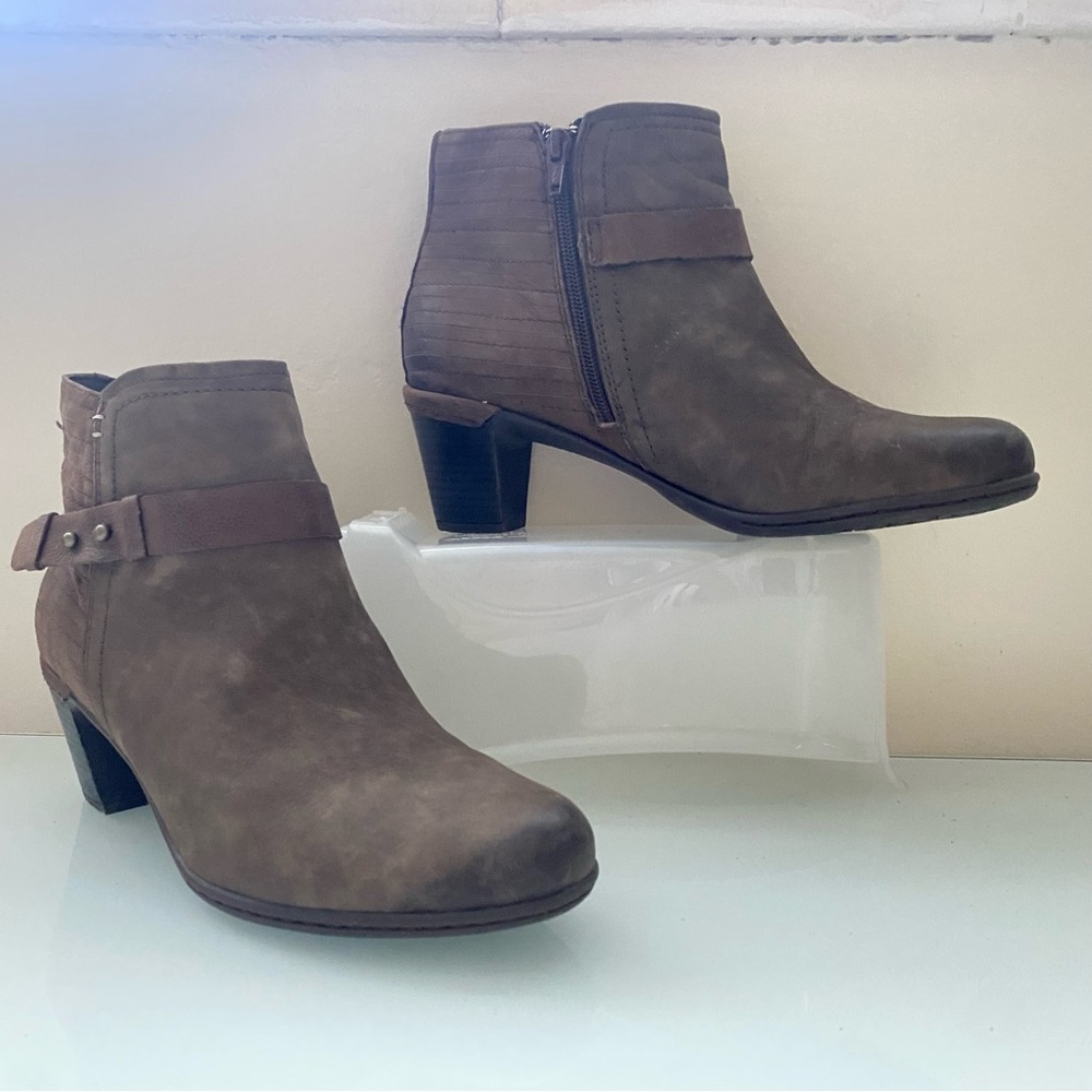 Rockport Taupe/Brown Two-Tone Leather Ankle Boots Block Heels Size 9W